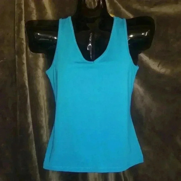 metrostyle Tops - Metro style sleeveless top!